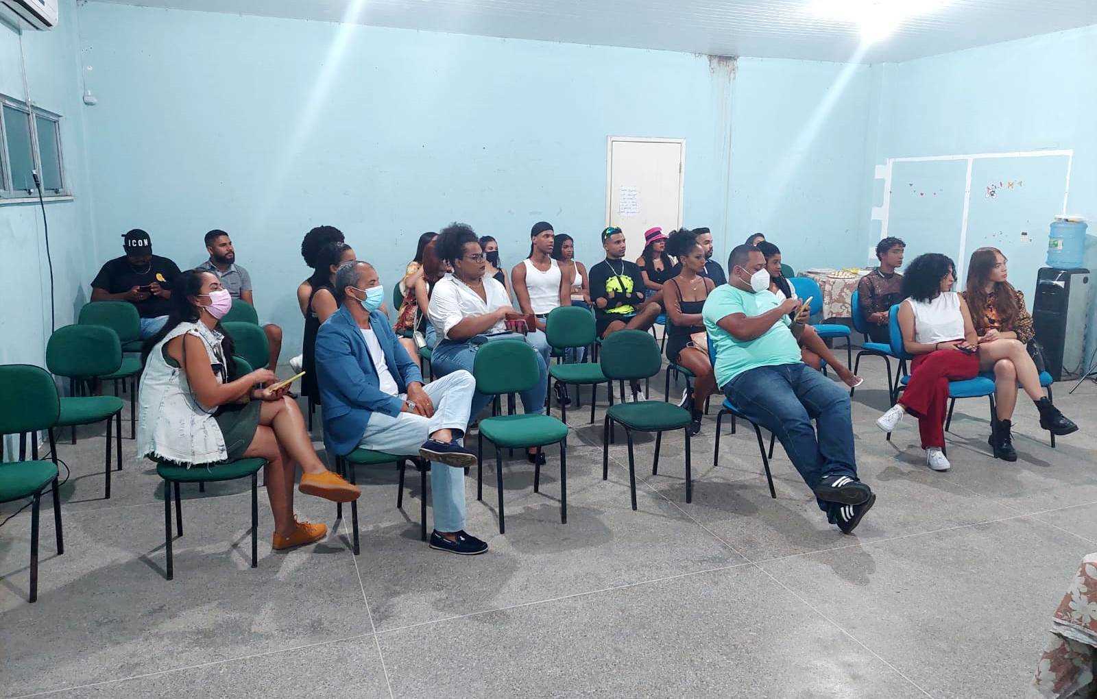 Camacã: Prefeitura realiza 1º encontro com digitais influencers da cidade